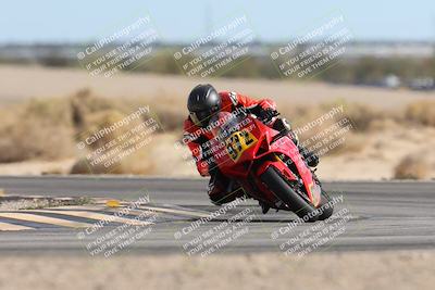 media/Nov-16-2025-Race Pace (Sun) [[8c5fa54630]]/Verified Riders/9-Turn 16 (150pm)/